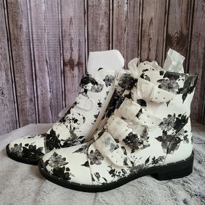 Bar III Floral Ankle NIB Boots